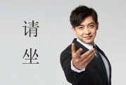 海角社区绿意盎然:春季花海绽放，生态环境优美